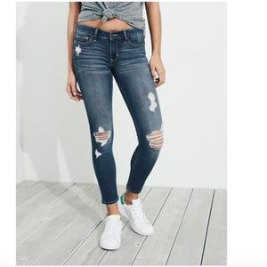 Hollister Ripped Skinny Crop Blue Jeans 3R